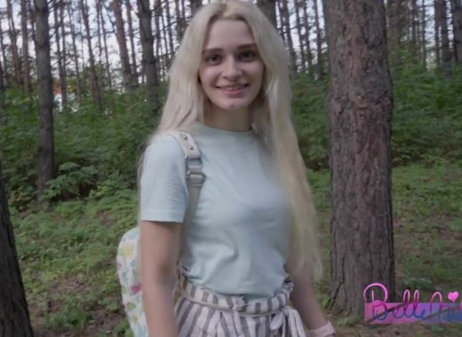 Русский чувак заплатил молодой блондинке за отпадный секс на улице